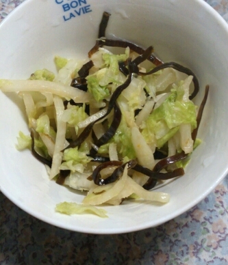 白菜と大根の昆布マヨサラダ