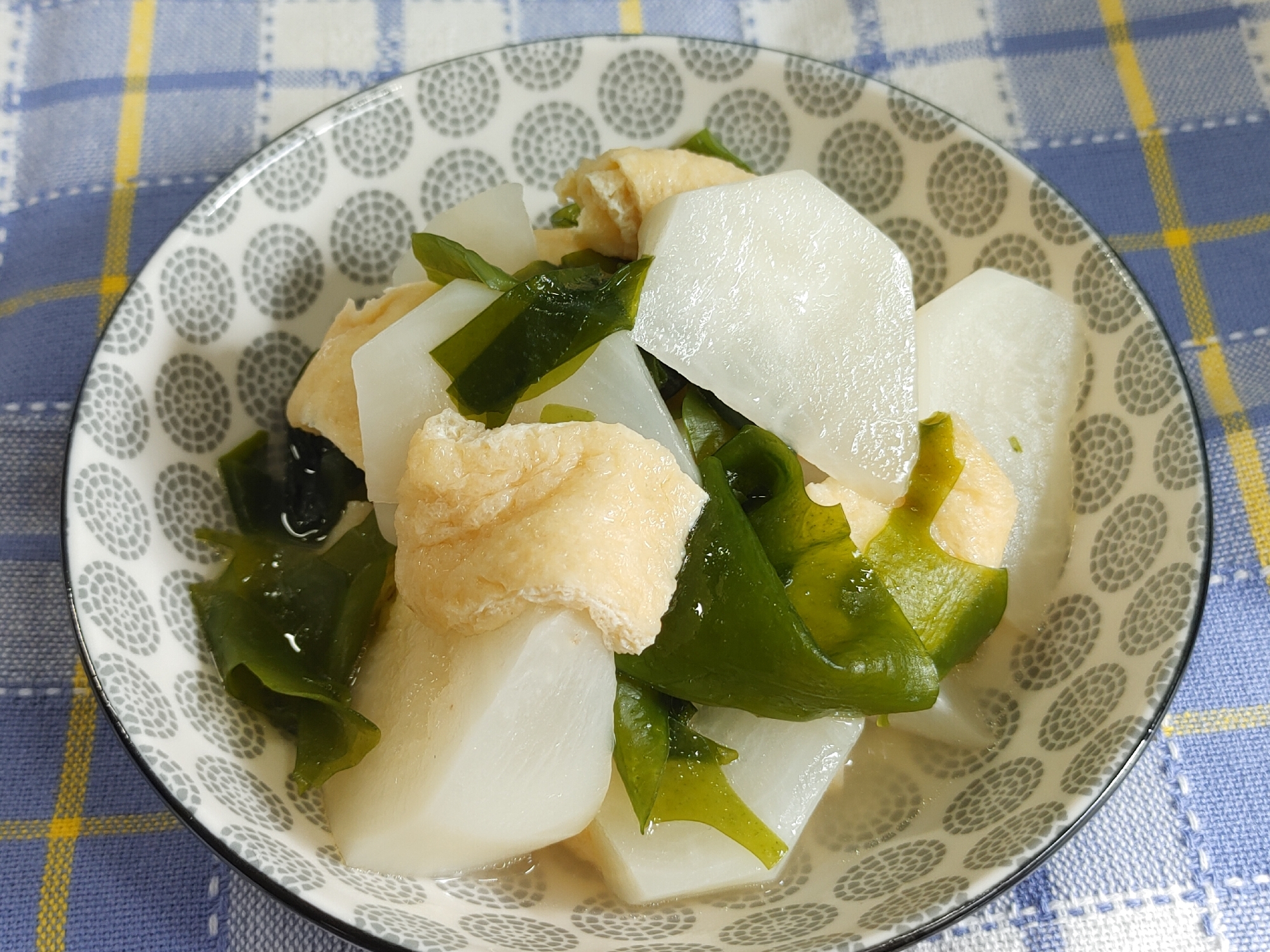 かぶとお揚げ〜わかめの含め煮