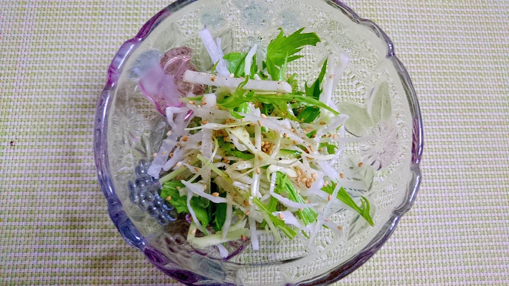 きゅうりと水菜と大根のサラダ