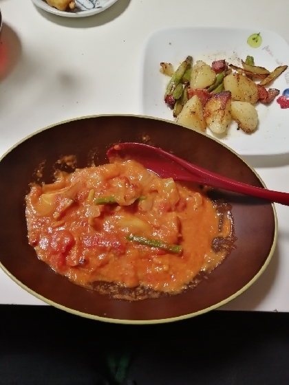 小麦粉使って無いのにシチューのような食感が驚き。娘はご飯にかけて食べてました。美味しかった。リピ確定です^^*