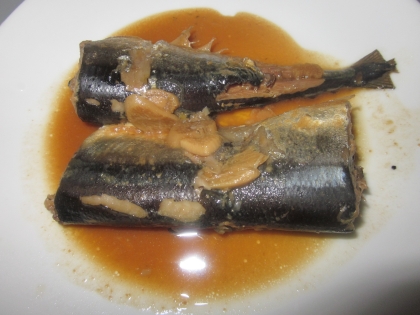 圧力鍋で骨まで柔らか！秋刀魚のニンニク味噌煮