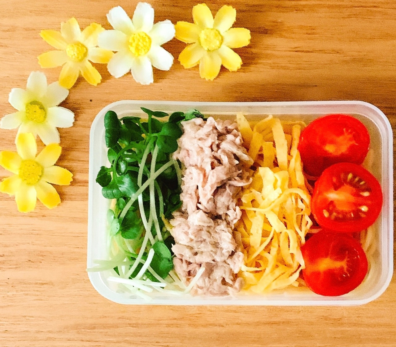 好きな具材でお弁当冷やし中華（麺にレタス入り）