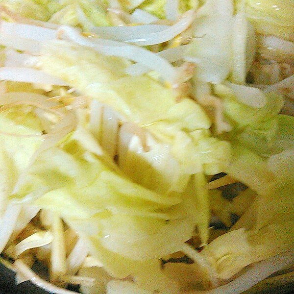 コンソメ風味キャベツもやし炒め レシピ 作り方 By あけぼのマジック 楽天レシピ コンソメ風味キャベツもやし炒め レシピ 作り方 By あけぼのマジック 楽天レシピ