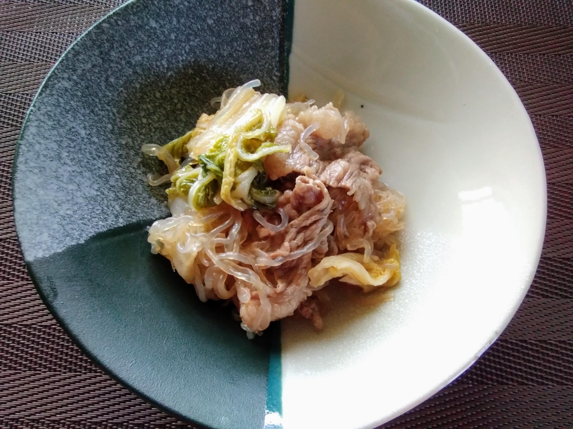 作り置きにも　牛肉と白菜としらたきの煮物