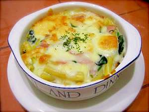 マカロニグラタンの素でハムとほうれん草のドリア レシピ 作り方 By Sugarsugar 楽天レシピ マカロニグラタンの素でハムとほうれん草のドリア レシピ 作り方 By Sugarsugar 楽天レシピ