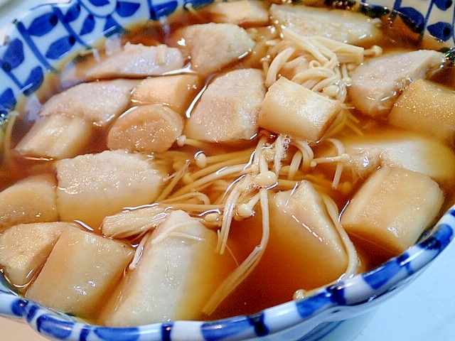 里芋とえのき茸とお麩の煮物