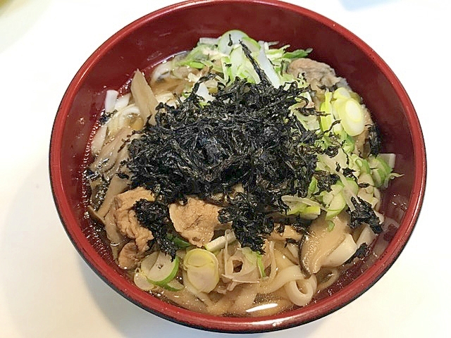 きのこたっぷり☆岩のり肉うどん