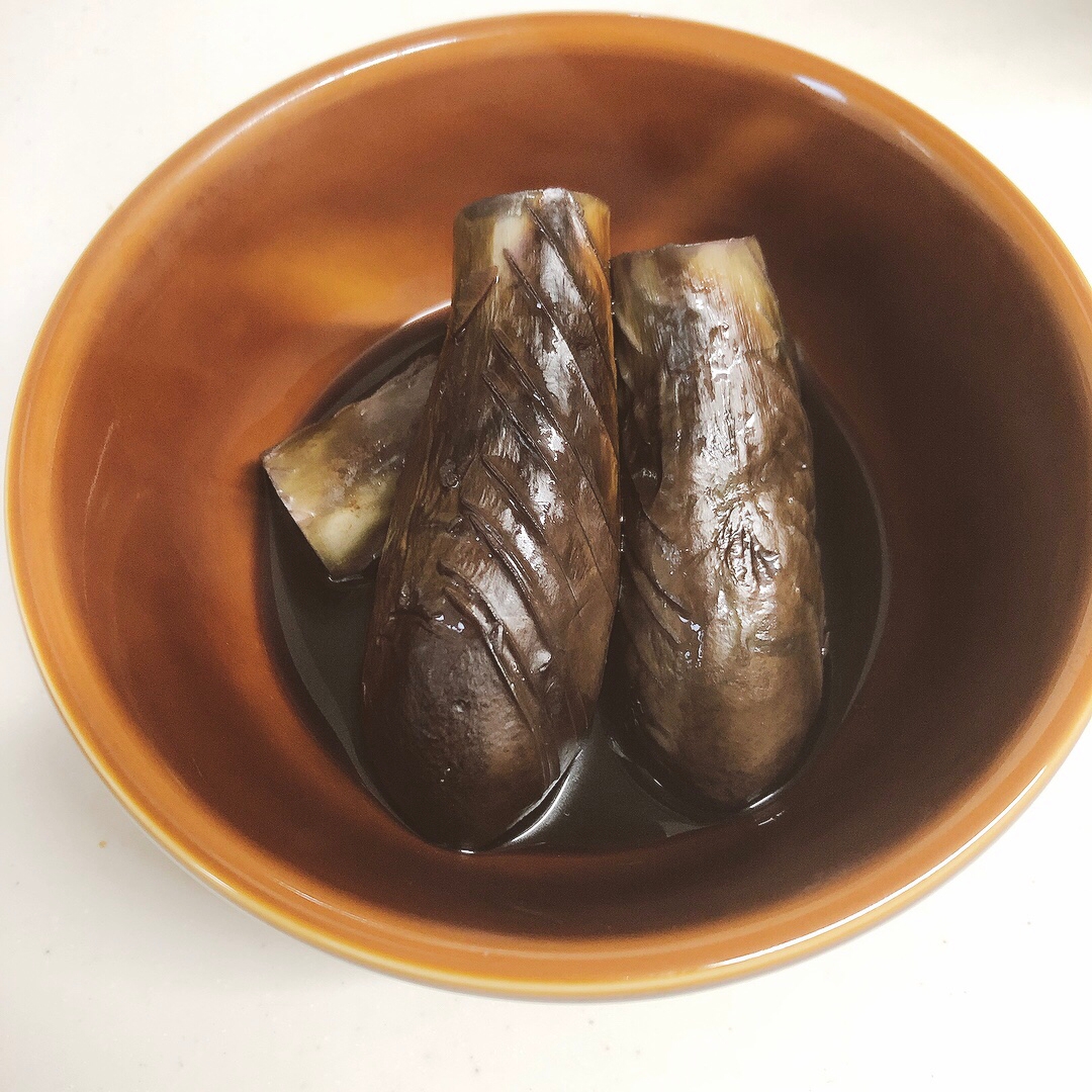 煮るだけ簡単♪小なすのまるごと煮