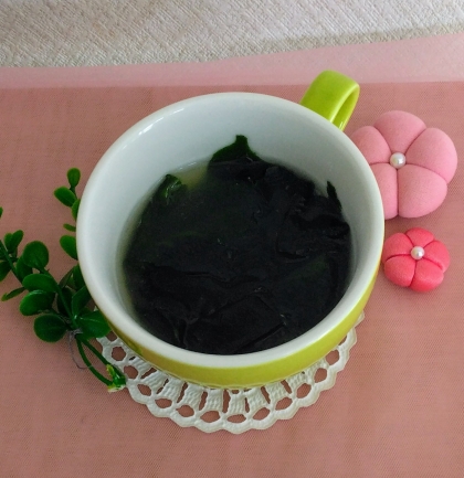マグカップで簡単‎♫*わかめ中華スープ✧˖°
