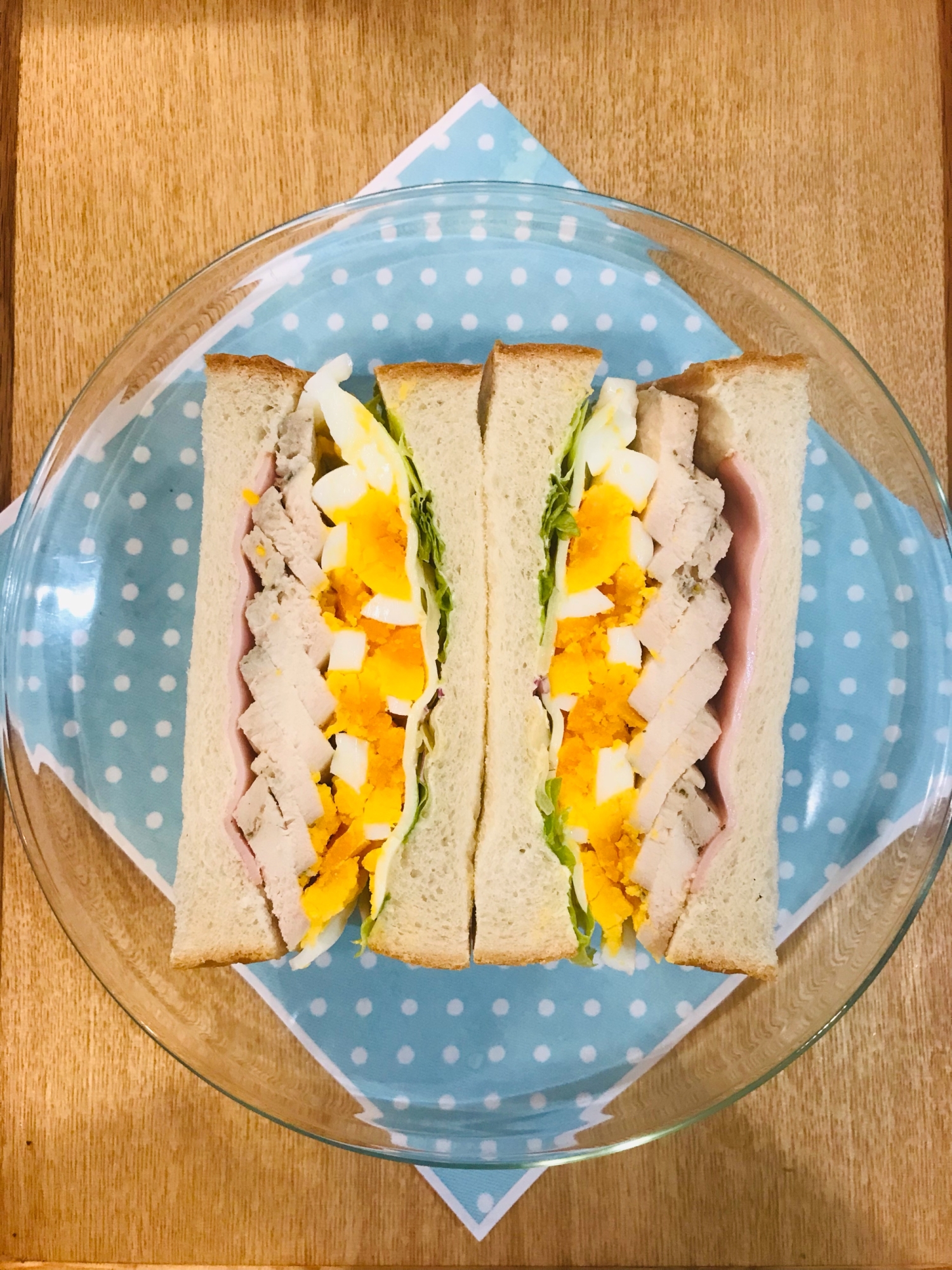 ☆サラダチキンとゆで卵のサンドイッチ☆