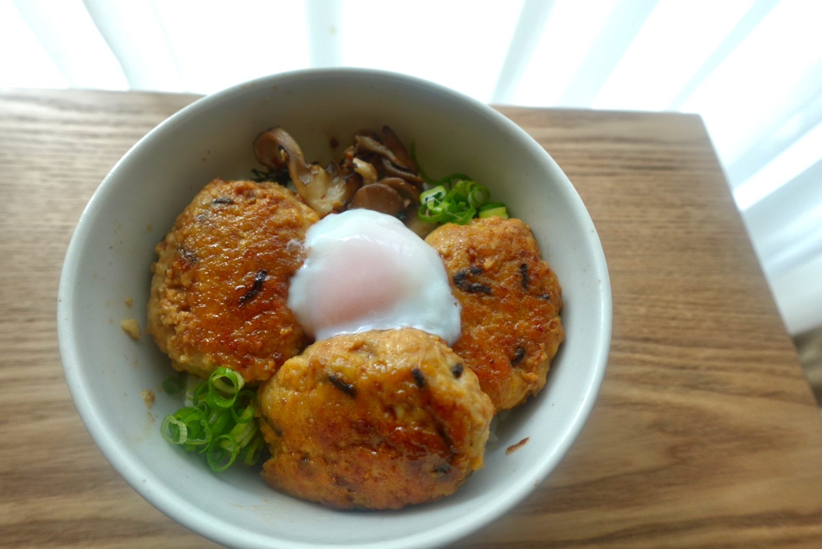 うま味の結晶　とりつくね丼