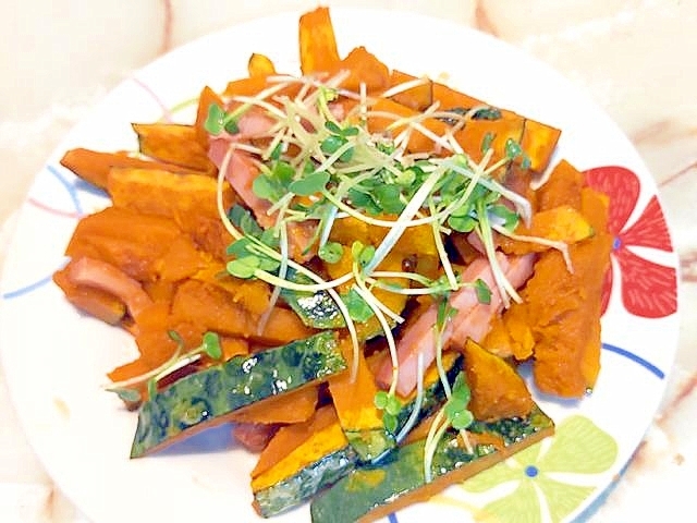 ハロウィンにも!揚げかぼちゃのホットサラダ♪