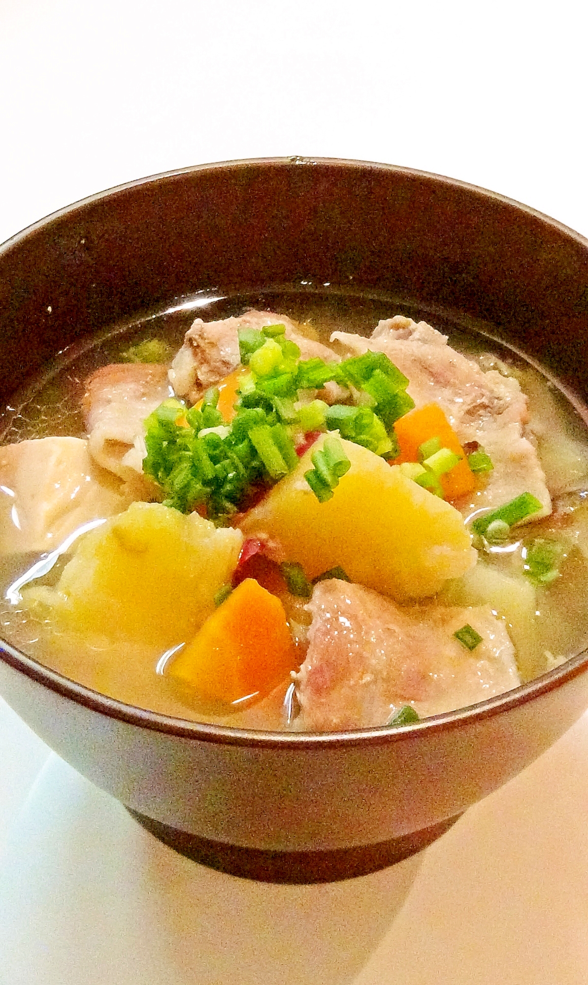 野菜たっぷり♪さつまいもほっこり豚汁(レシピ動画)