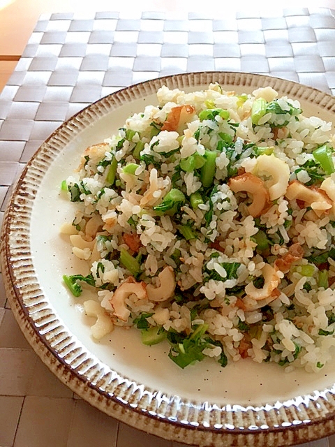 大根の葉とちくわの炒飯✿