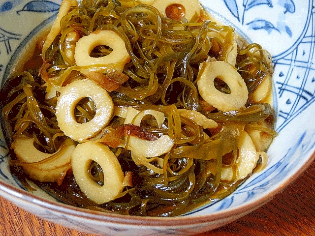 夏のお惣菜☆　「切り昆布とちくわ炒め煮」