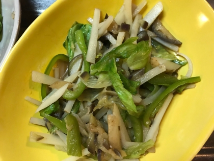 冷蔵庫にあった野菜を足して作りました。
さっぱり美味しいです♫