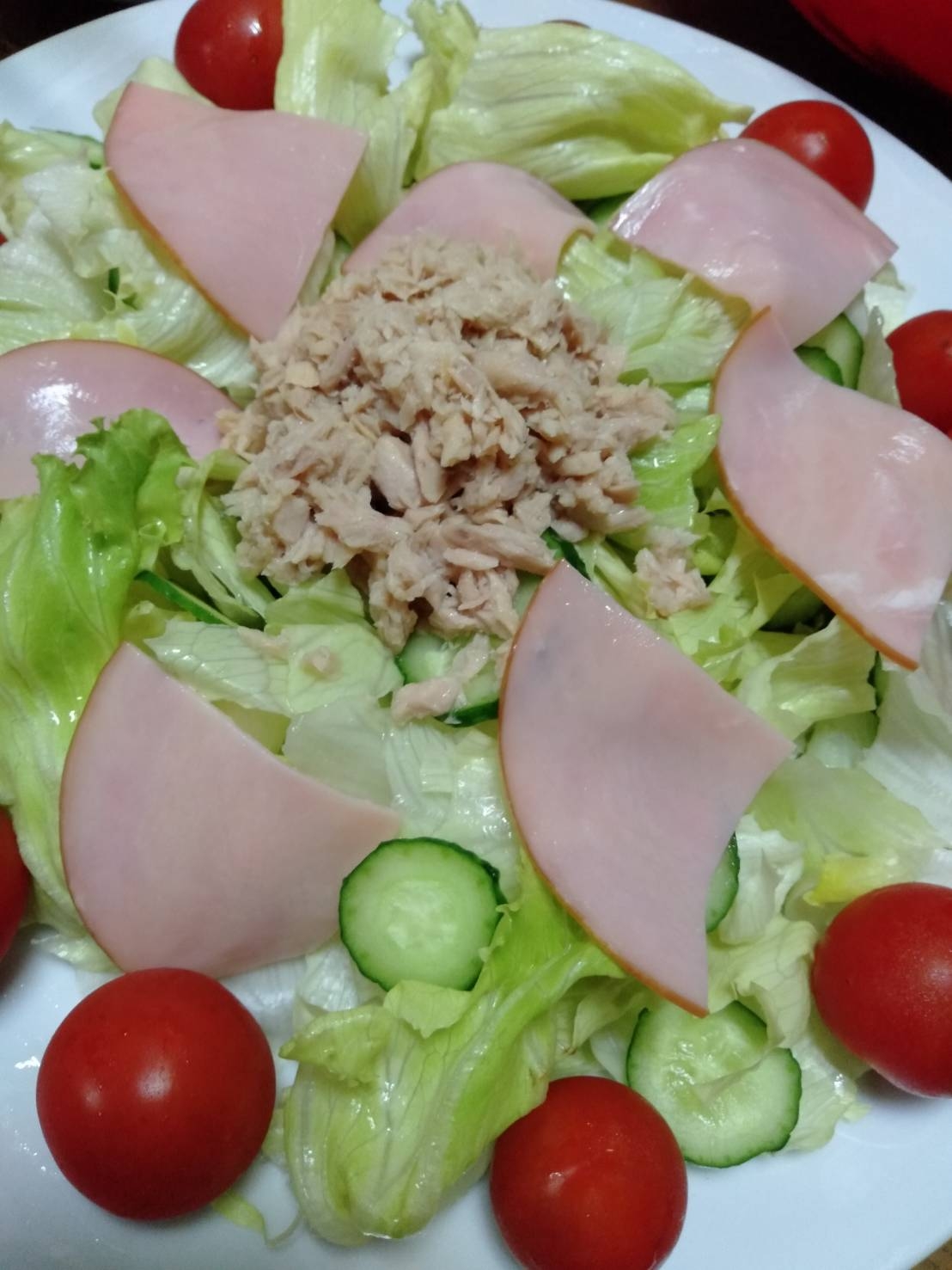 レタスとトマトとハムのツナサラダ レシピ 作り方 By やんパパ 楽天レシピ