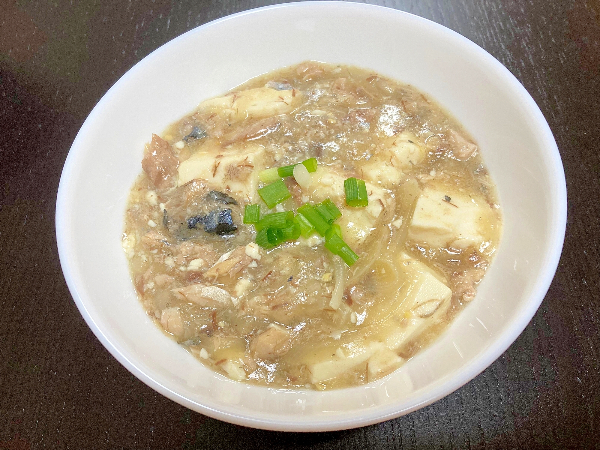 サバ缶と豆腐の味噌煮込み