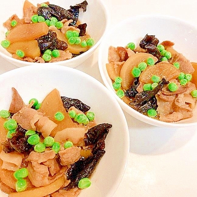 調味料は1つだけですよ☆キクラゲと豚バラ大根炒め煮