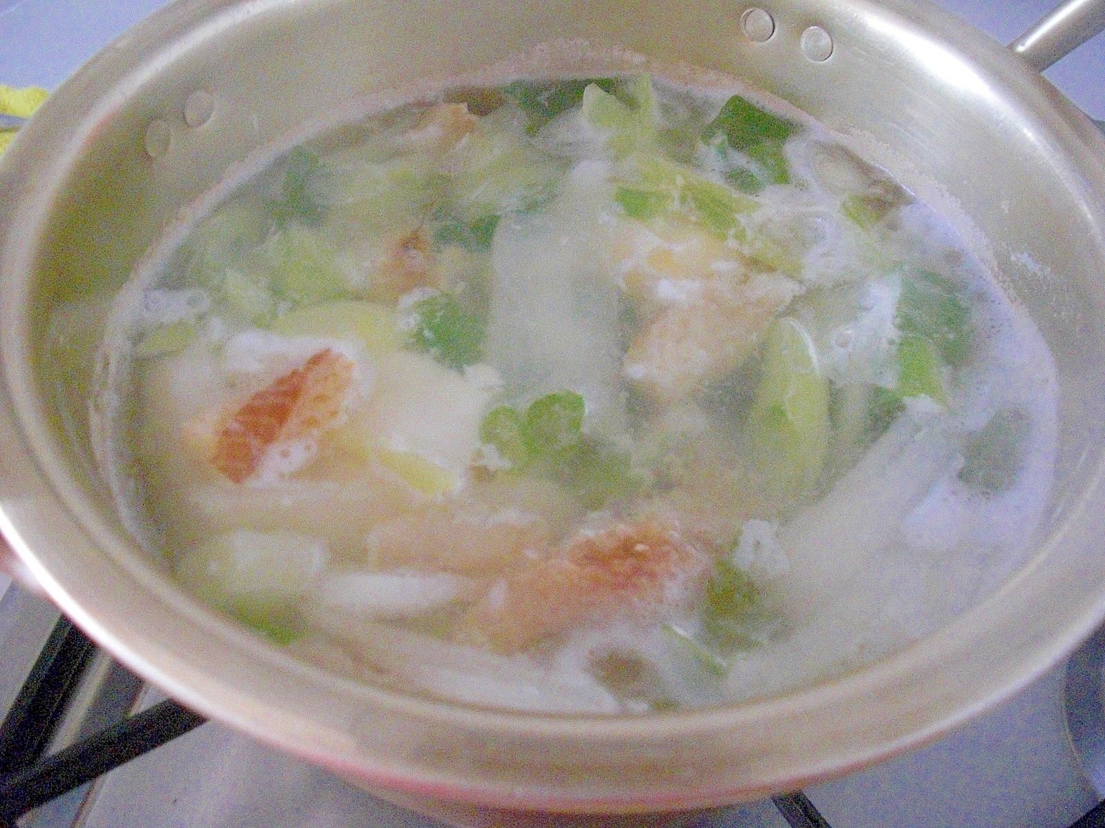 野菜と干し鱈のスープ