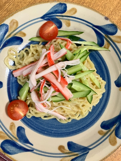 きゅうりとカニカマのラーメンサラダ