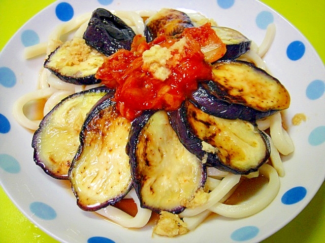 焼き茄子とキムチの冷やしうどん