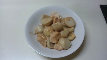 里芋と鶏肉のごま照り焼き