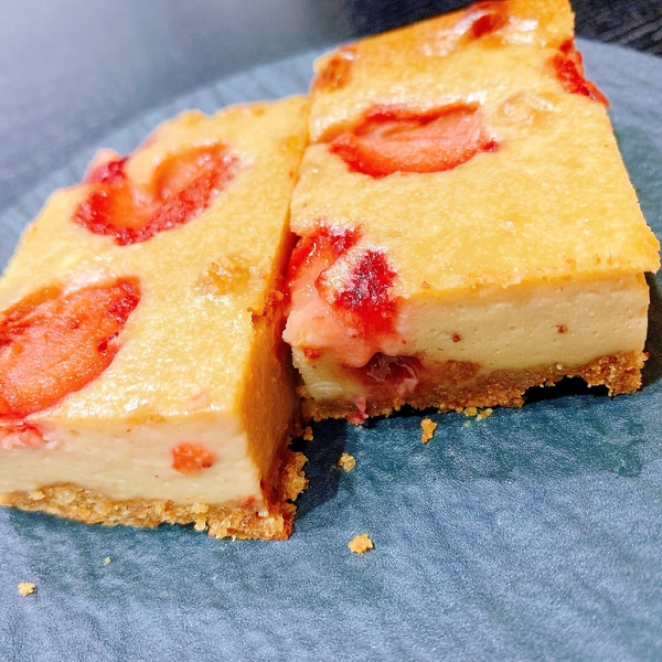 いちごジャムのベイクドチーズケーキ レシピ 作り方 By Ayaa 楽天レシピ いちごジャムのベイクドチーズケーキ レシピ 作り方 By Ayaa 楽天レシピ
