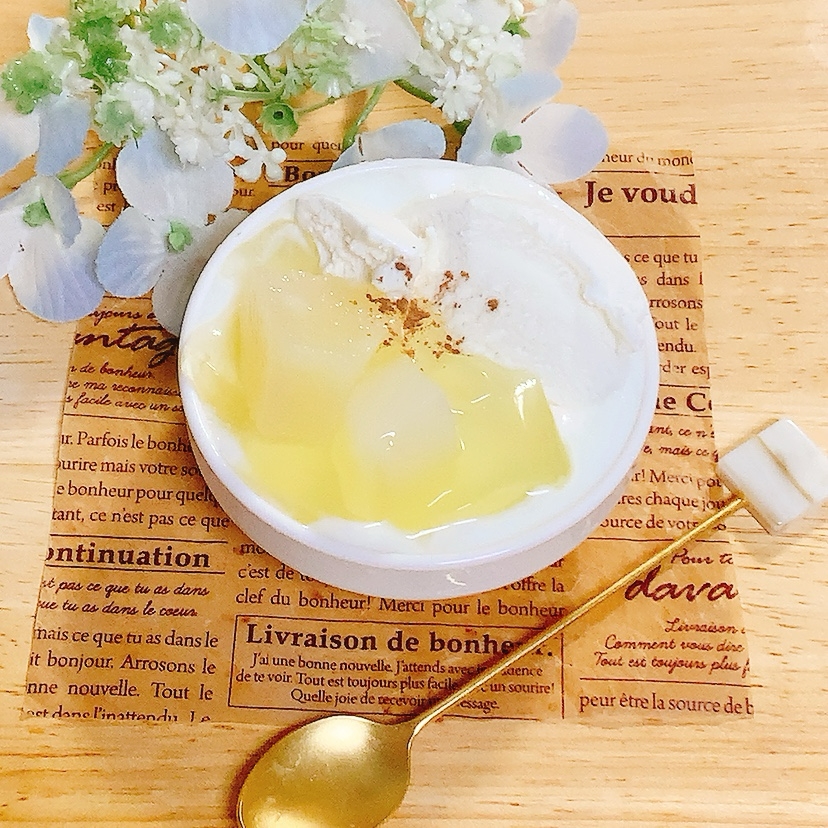 バニラアイスとゼリー♪夏ヨーグルト