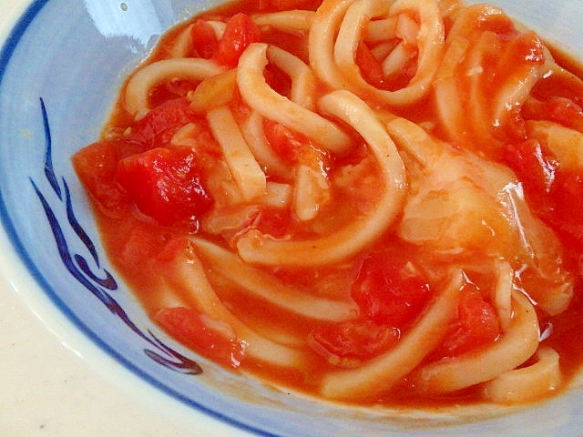 残ったカレーで★トマトカレーチーズうどん