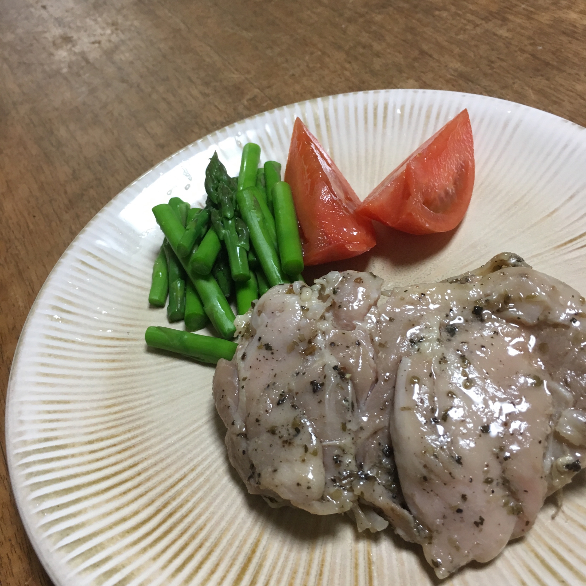 鶏モモ肉のコンフィ