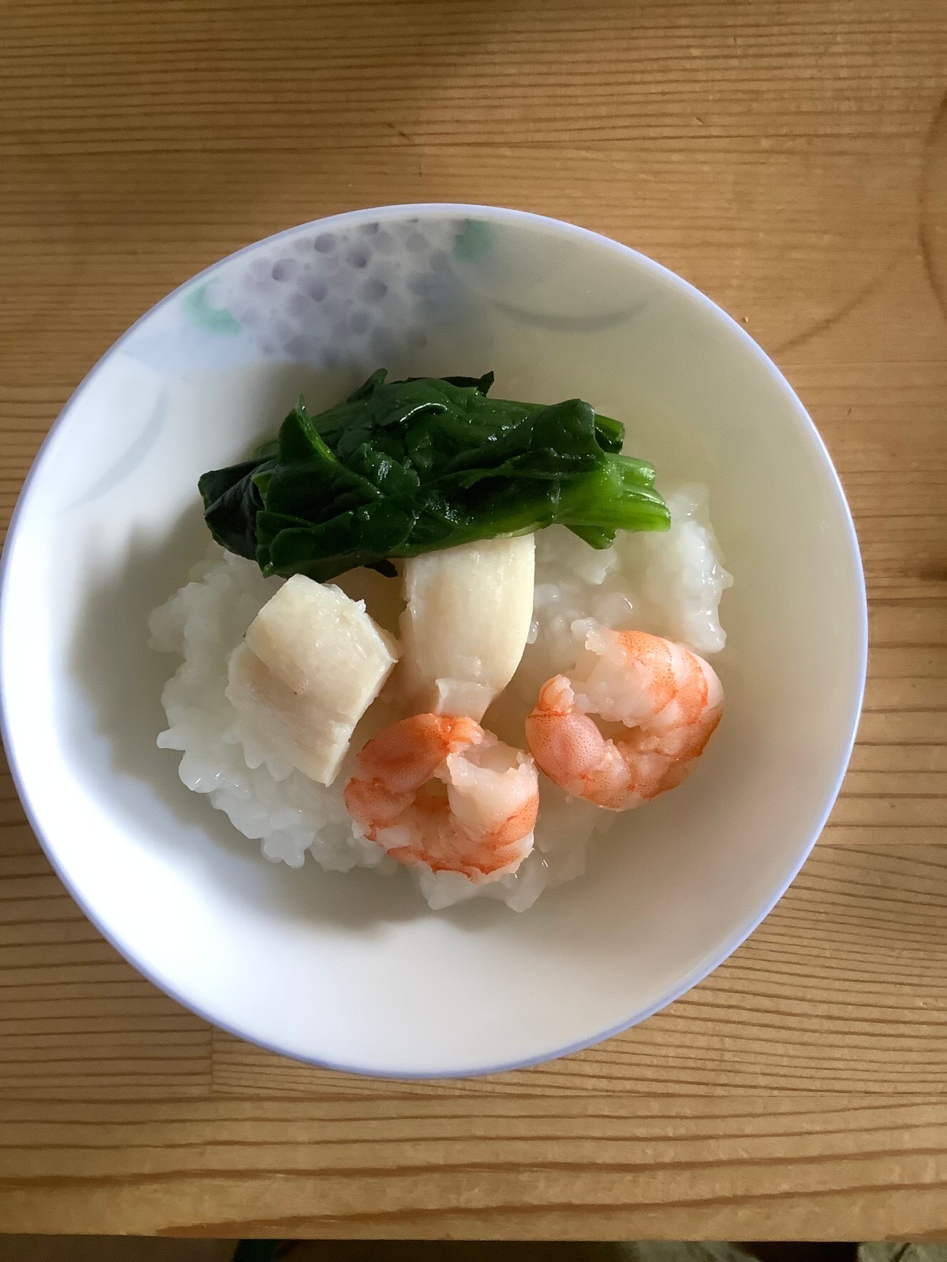 海老ホタテ貝柱ほうれん草丼♪