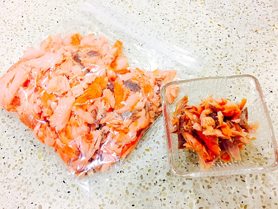 トースターで焼くだけ スモークサーモンほぐし レシピ 作り方 By Masya0928 楽天レシピ トースターで焼くだけ スモークサーモンほぐし レシピ 作り方 By Masya0928 楽天レシピ