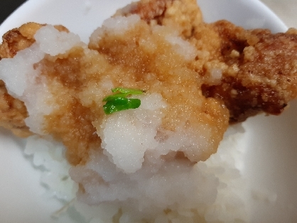 簡単ヘルシー！鶏の唐揚げと大根おろしのモリモリ丼♪