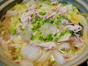 白菜と豚バラのシンプル鍋