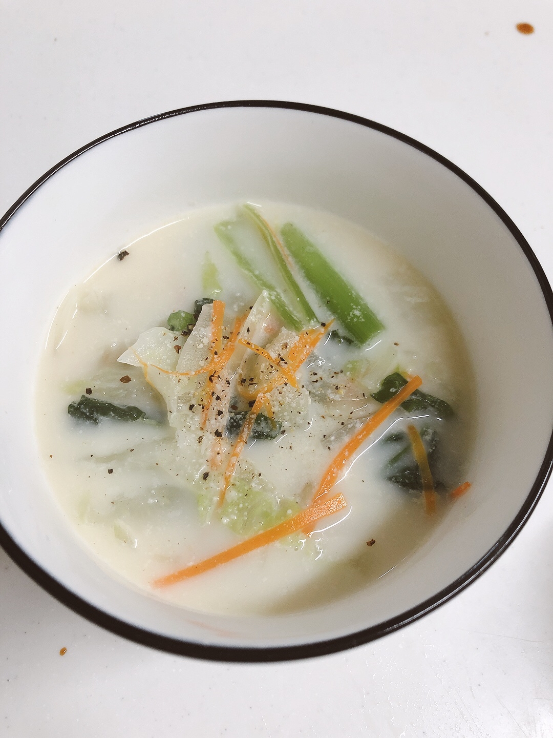 白菜と小松菜のクリームスープ