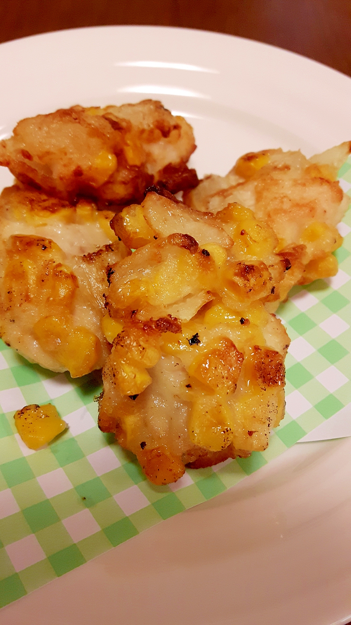 簡単 コーンと鶏むね肉のコロコロかき揚げ レシピ 作り方 By Acchan66 楽天レシピ