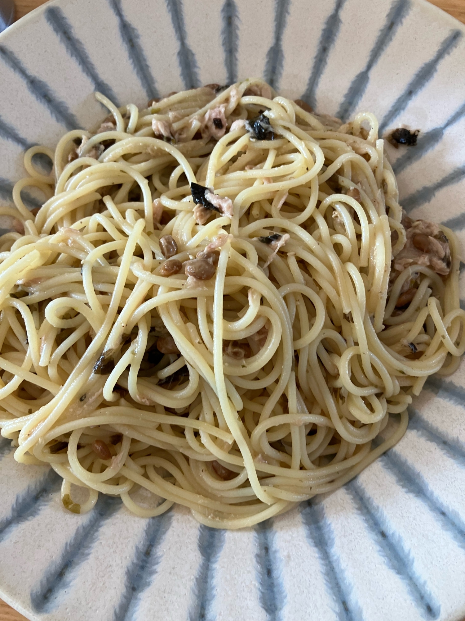 ザバンのりと納豆のパスタ