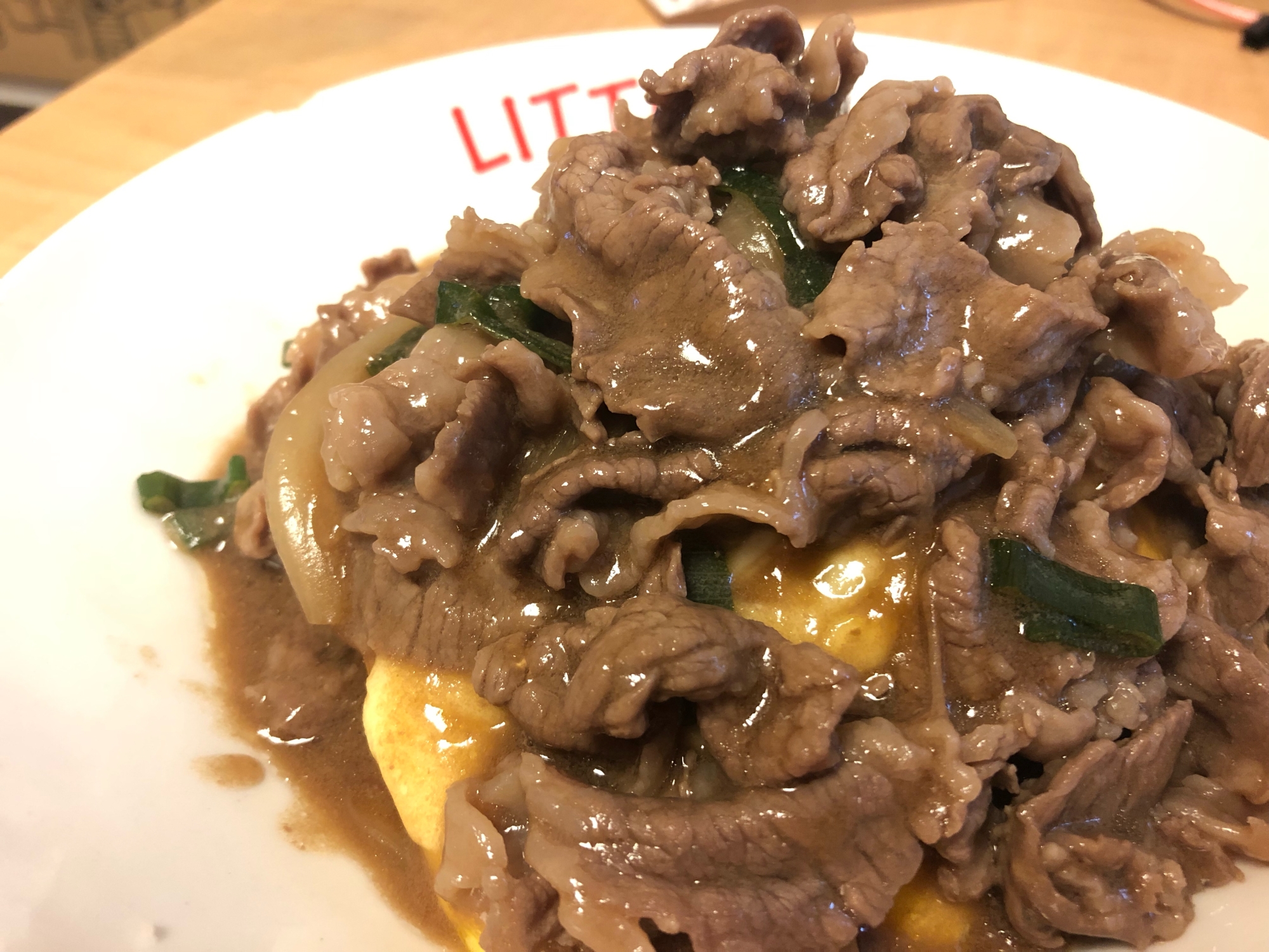 牛肉チーズオムライス