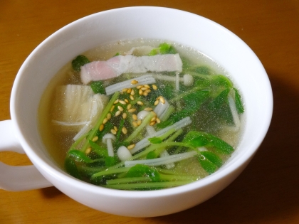 生姜の効いた春雨スープ、主人にも大好評(*^▽^*)
あっさりとしたスープに、ゴマの風味もよく、とっても美味しかったです♪