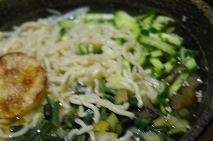 いつか作ろうと思っていたサラダラーメン。気温があがってきたのと、きゅうりをもらってあったので作りました。おいしくいただきました。ありがとうございました。