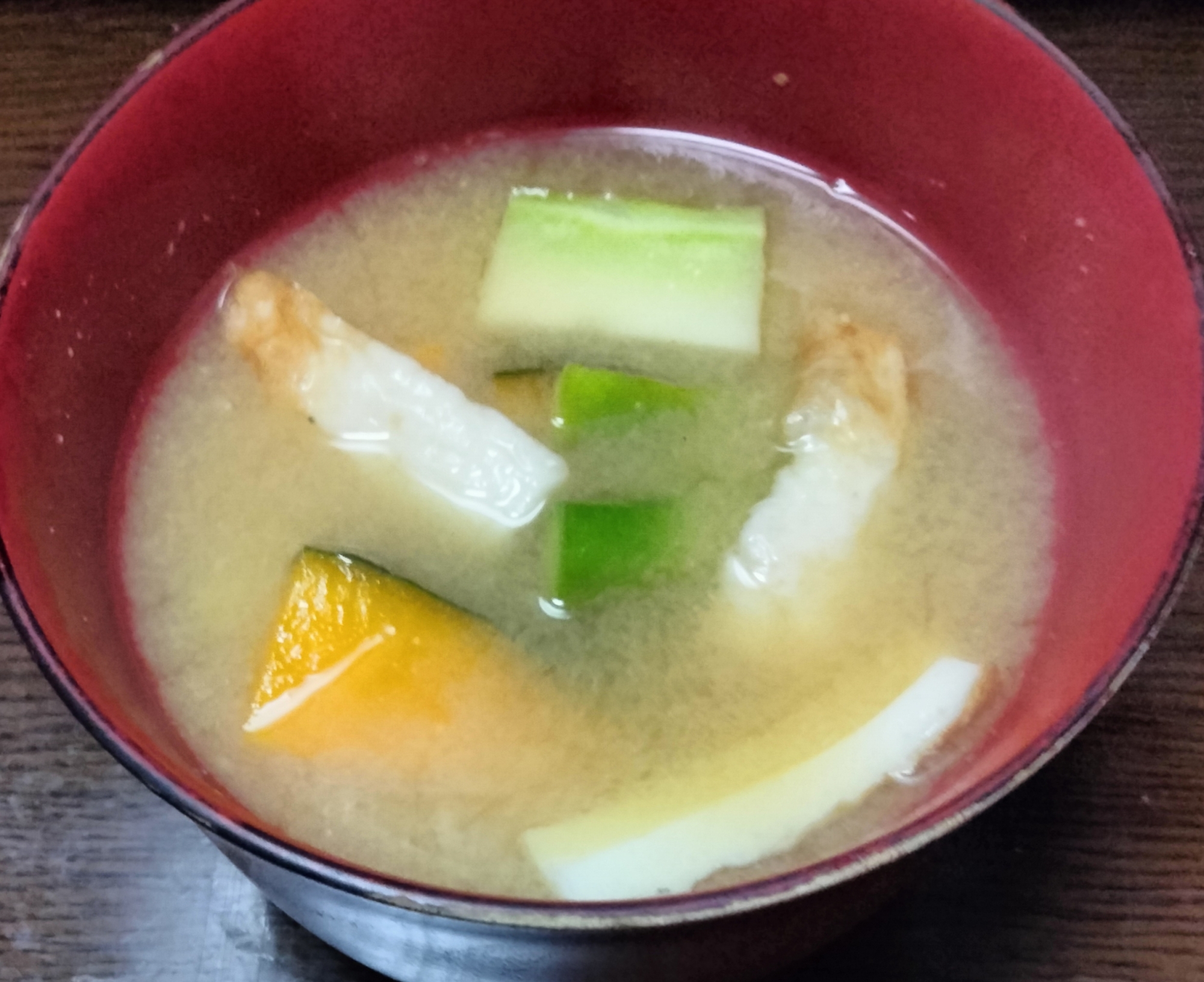 かぼちゃブロッコリー芯ちくわの味噌汁