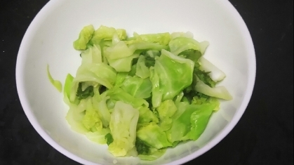 キャベツと青じその香り和え