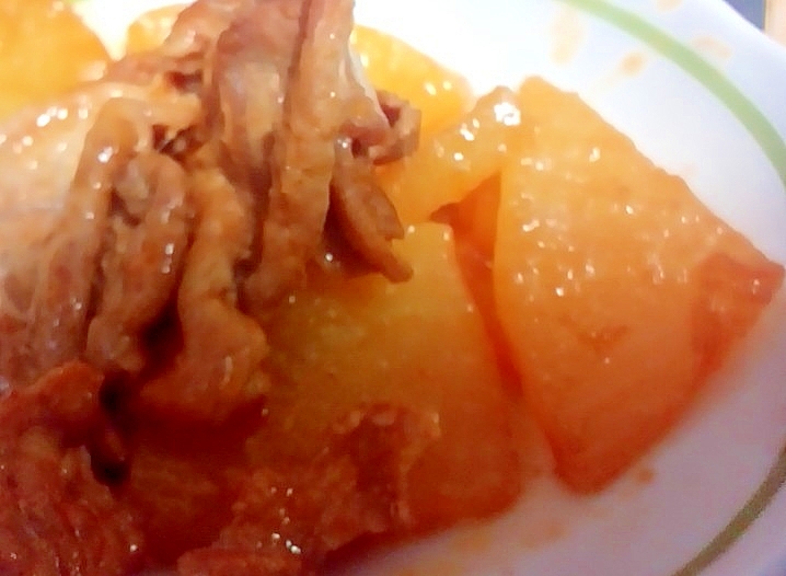 味付き豚の大根炒め