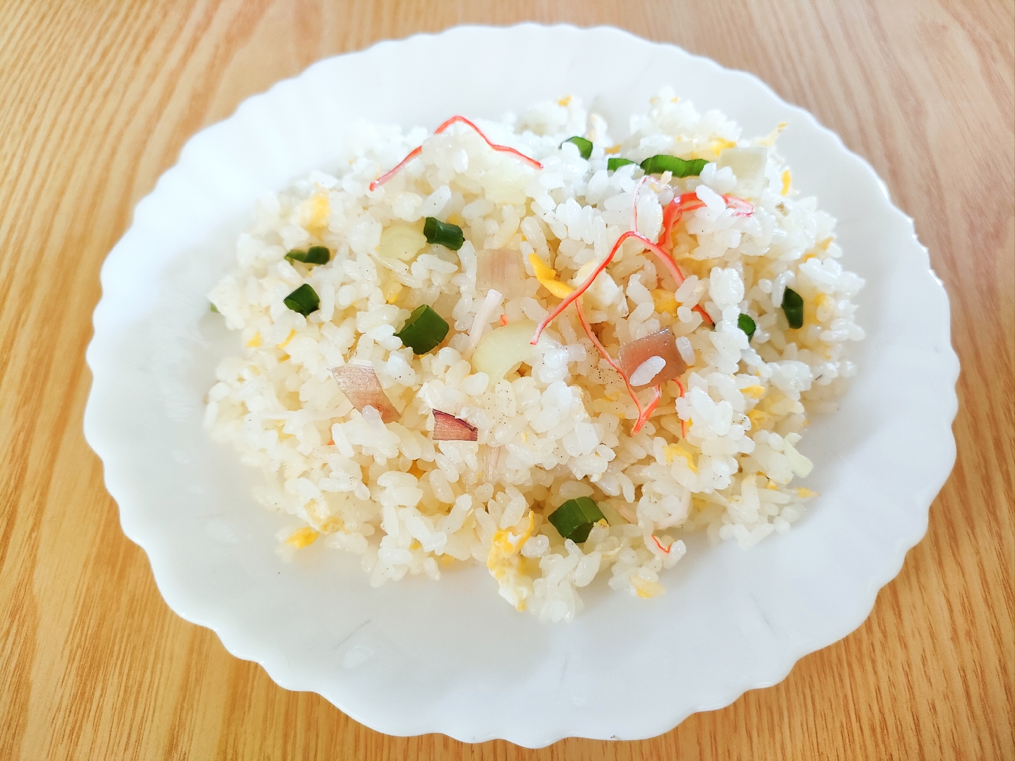 みょうがとカニカマと小ねぎの卵炒飯