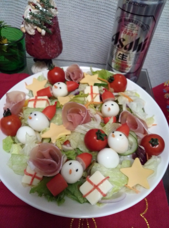 クリスマスに小さな雪だるまのサラダ レシピ 作り方 By とまーぬ 楽天レシピ