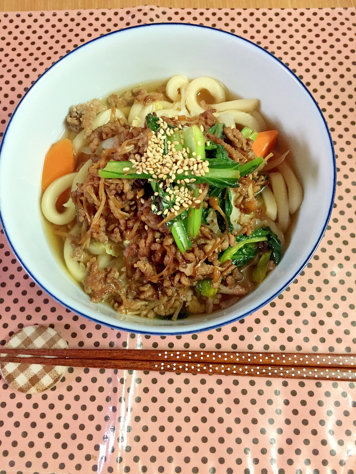 寒〜い夜にぴったり♩ひき肉たっぷり和風肉うどん