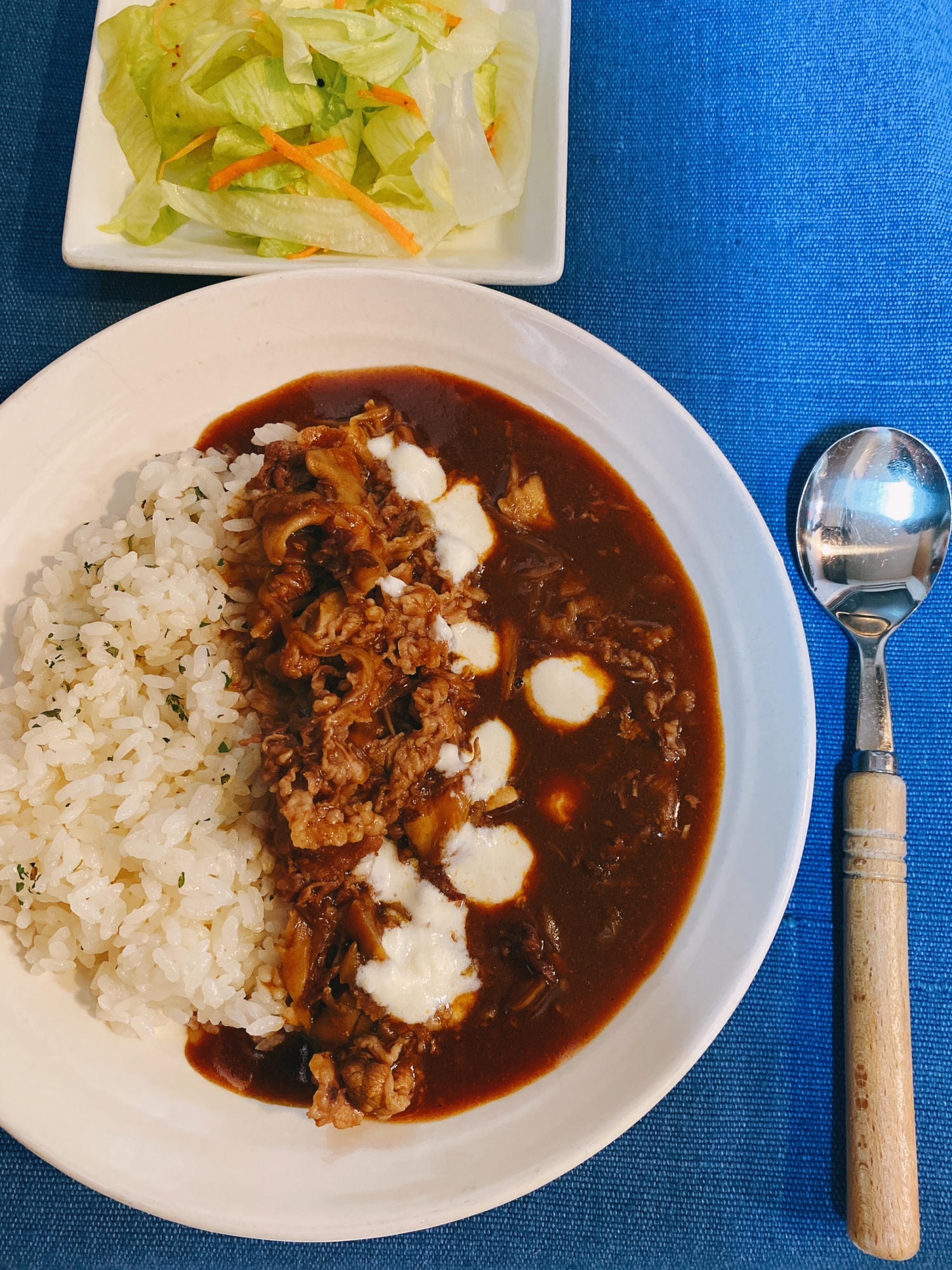 舞茸のビーフストロガノフwithバターライス