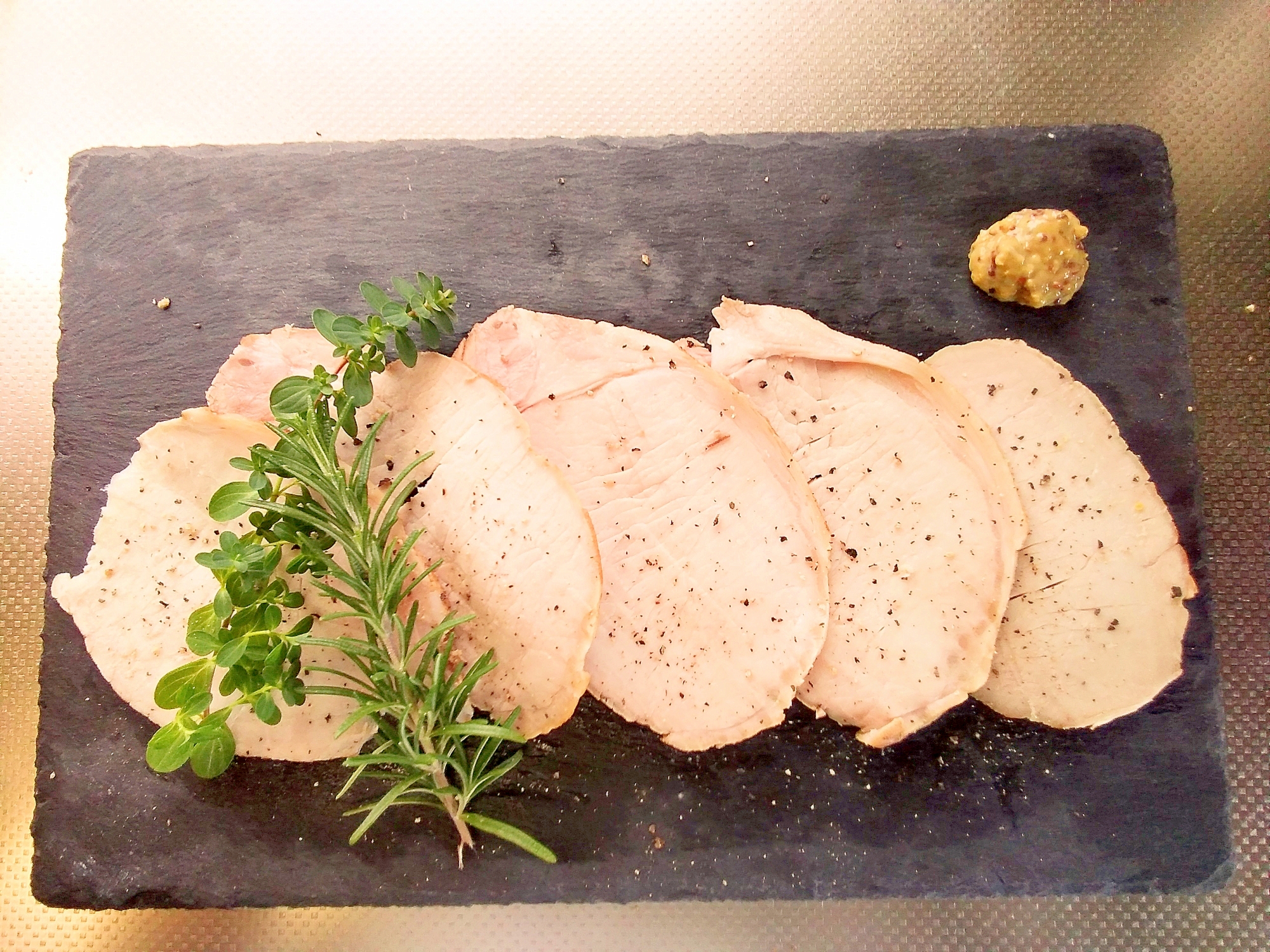 低温調理器でしっとりローストポーク レシピ 作り方 By ポイボス 楽天レシピ