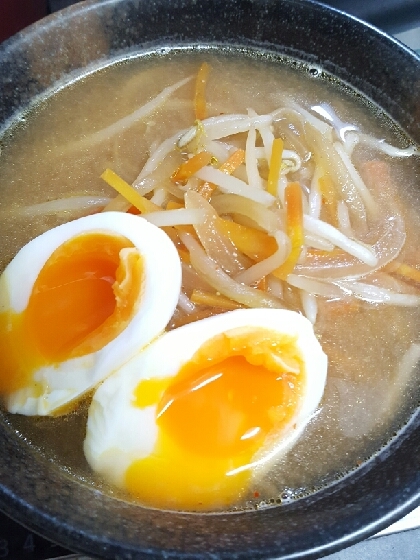 野菜たっぷり味噌ラーメン